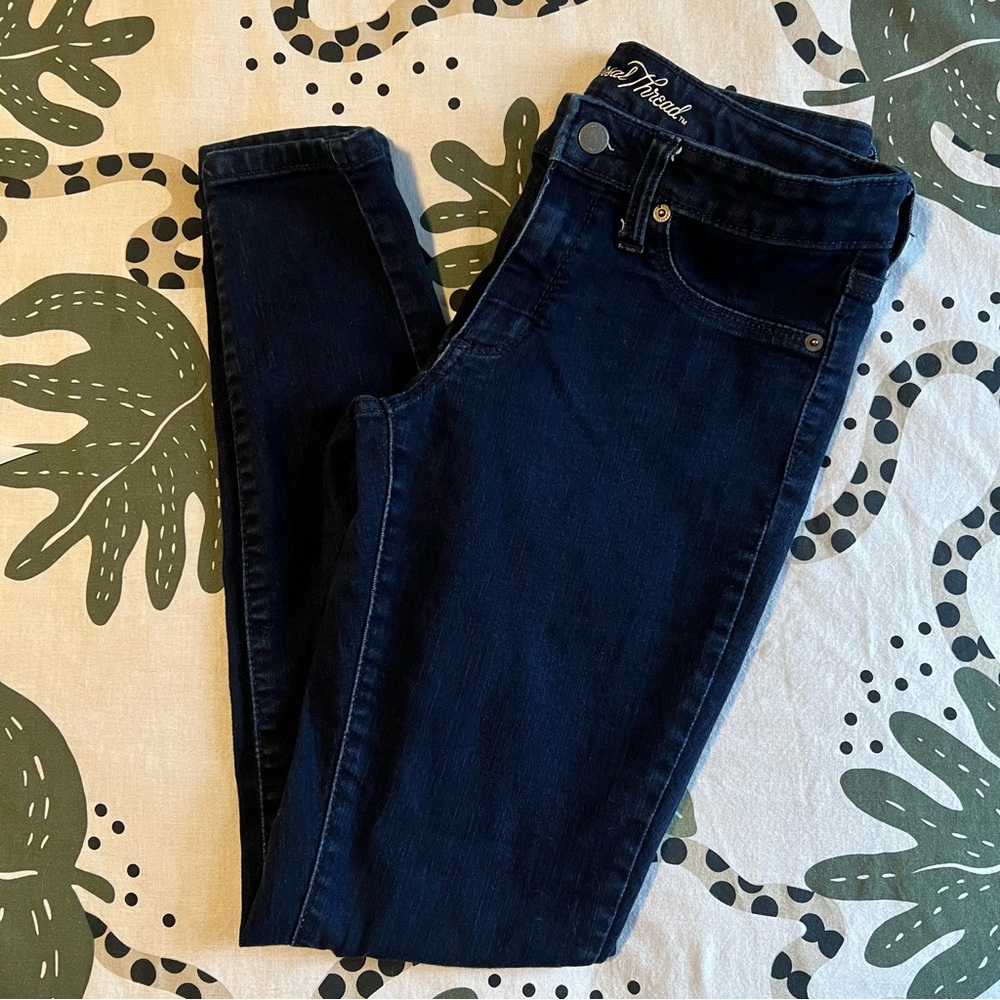 Universal Thread Mid Rise Skinny Jegging